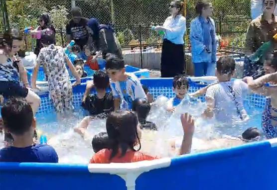جشنواره ویژه آب بازی و کف پارتی 